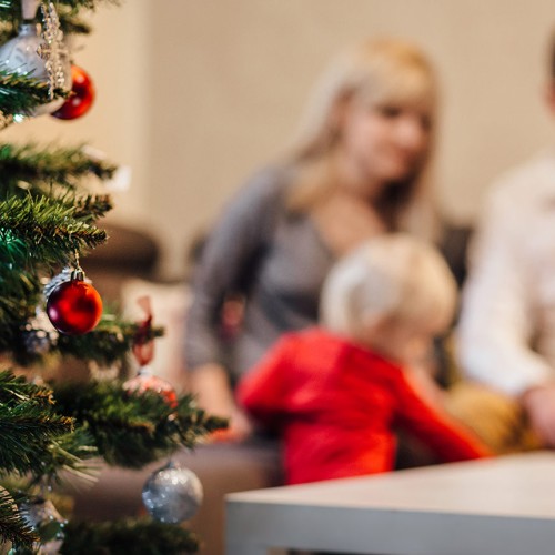 Sapin de Noël : bien le choisir et le décorer - Multi-Prêts Hypothèques